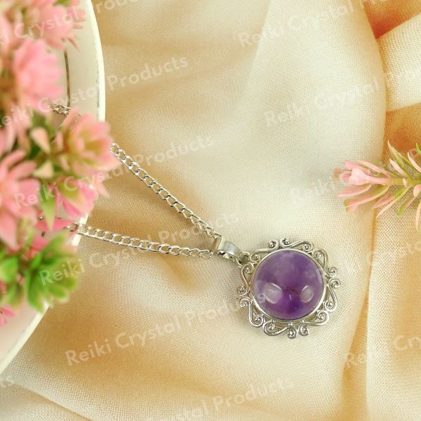 Natural Crystal Stone Round Designer Shape Pendant - Locket with Metal Chain