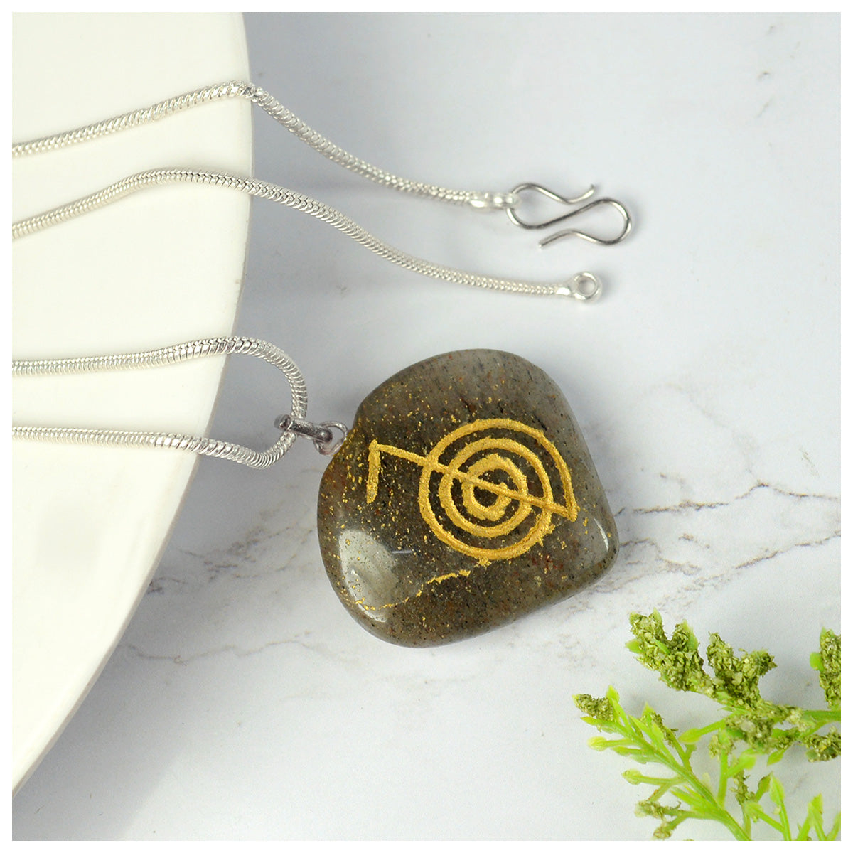 Natural Crystal Stone Reiki Cho Ku Rei Heart Shape Pendant - Locket with Metal Chain