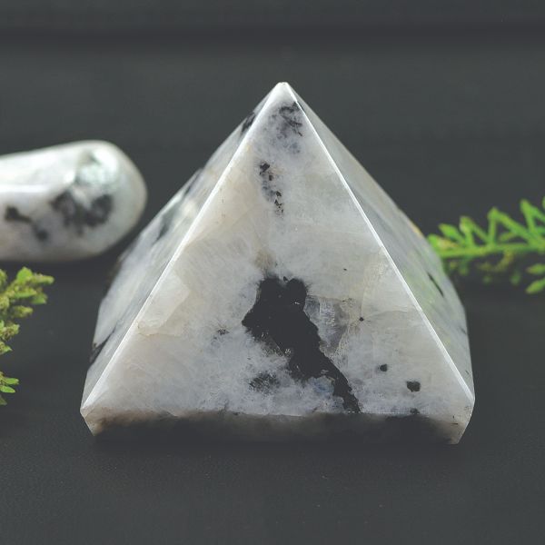 Natural Rainbow Moonstone Gemstone Pyramid for Meditation