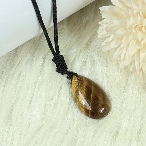 Natural Crytal Stone Drop Shape Pendant with Thrad for Unisex