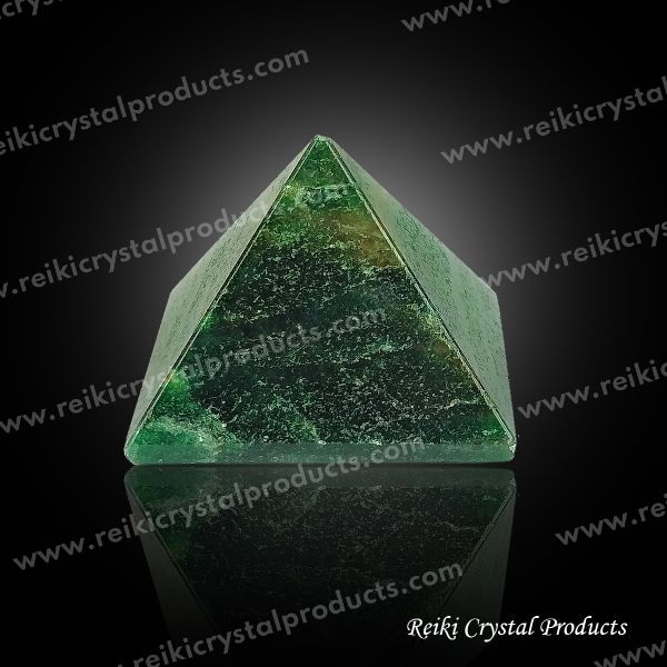 Natural Green Aventurine Feng Shui Crystal Pyramid 10–15 mm