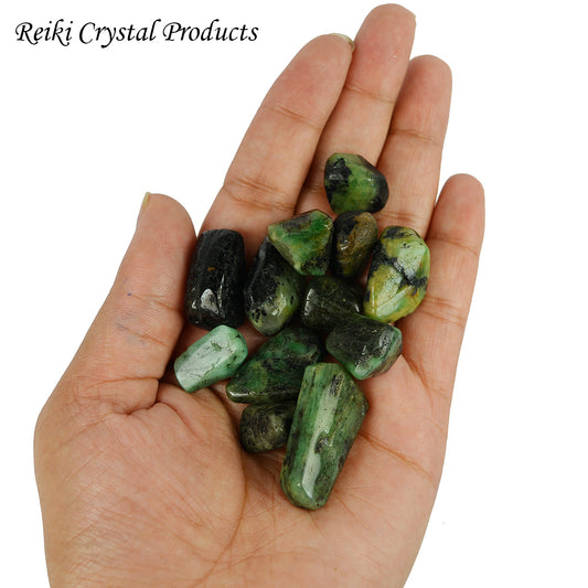 Emerald Tumble Stone