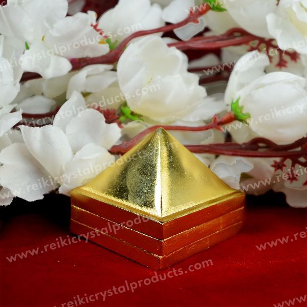 Metal Pyramid Size - 25 mm