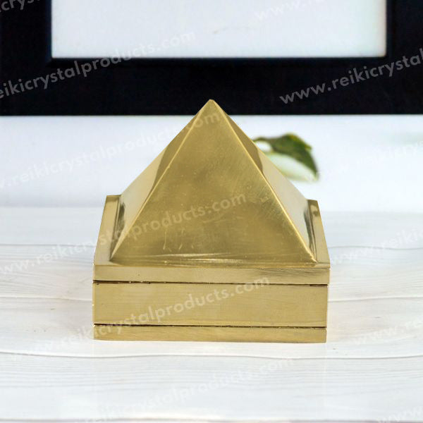 Metal Pyramid- Size 38 mm