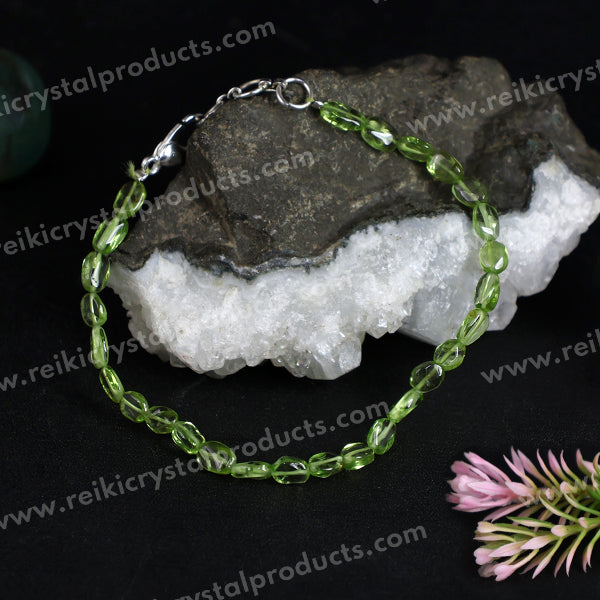 Natural Peridot Adjustable Oval Beads Bracelet for Prosperity, Growth, Happiness & Positive Energy