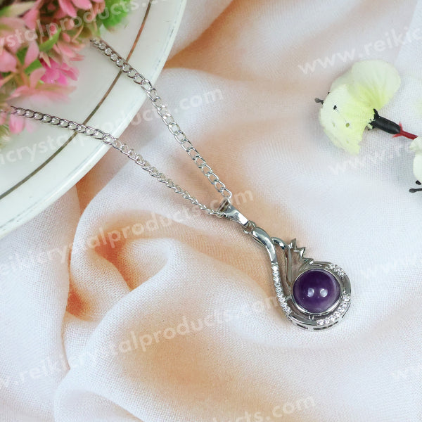 AAA Natural Crystal Stone Pendant - Locket with Metal Chain