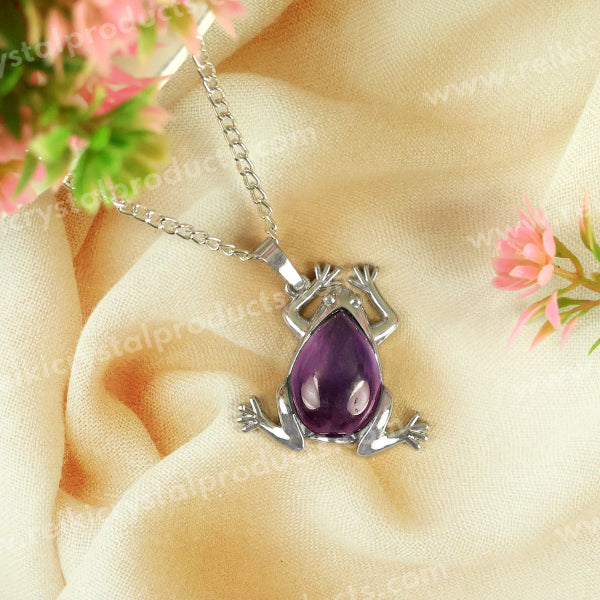 Natural Crystal Stone Frog Shape Pendant-Locket with Metal Chain