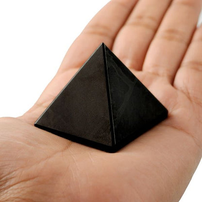 Natural Black Agate Pyramid 30-35 mm