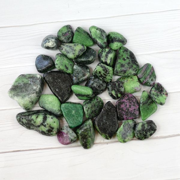 Black Spotted Green Zoisite Tumble Stone