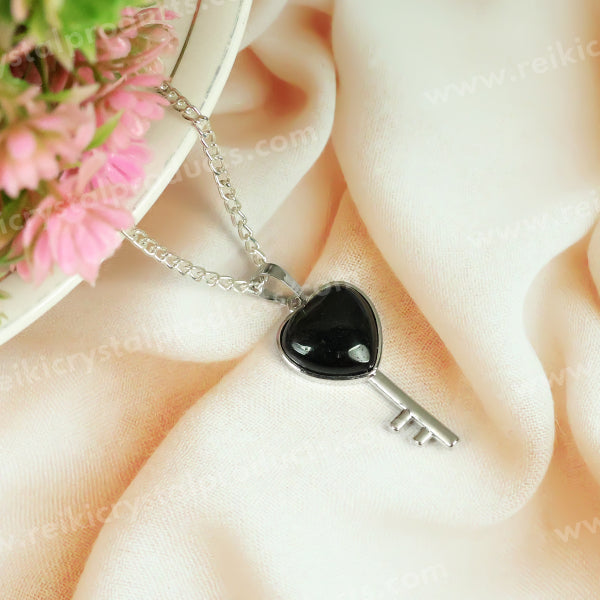 Natural Crystal Stone Heart Key Shape Pendant - Locket with Metal Chain