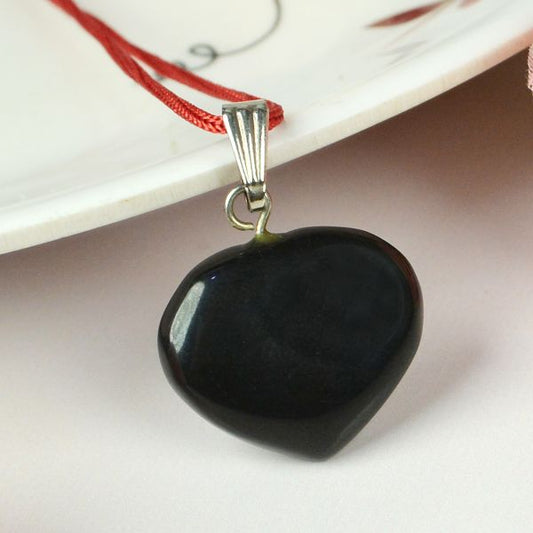 Black Tourmaline Heart Shape Pendant Size 10-15 mm with Metal Chain