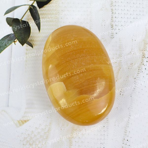 Calcite Healing Crystal for Clarity and Positive Energy