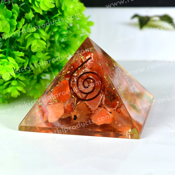 Natural Orgone / Orgonite Pyramid 60 mm