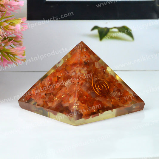 Natural Orgone / Orgonite Pyramid 50 mm