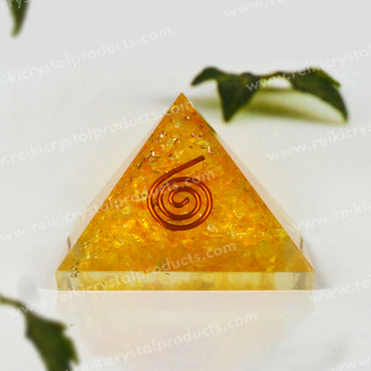 Natural Orgone / Orgonite Pyramid 40 mm