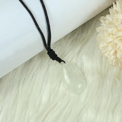 Natural Crytal Stone Drop Shape Pendant with Thrad for Unisex