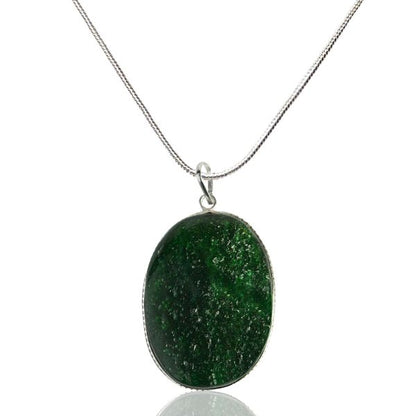 Stylish Green Aventurine Oval Pendant on Metal Chain for Women and Men