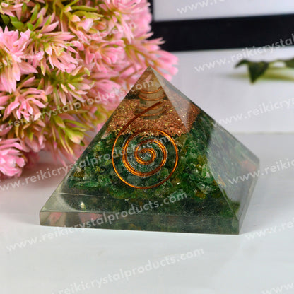Natural Orgone / Orgonite Pyramid 60 mm