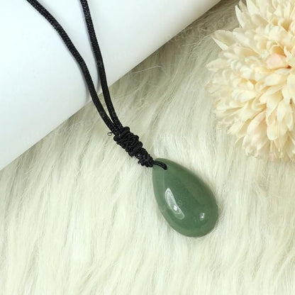 Natural Crytal Stone Drop Shape Pendant with Thrad for Unisex