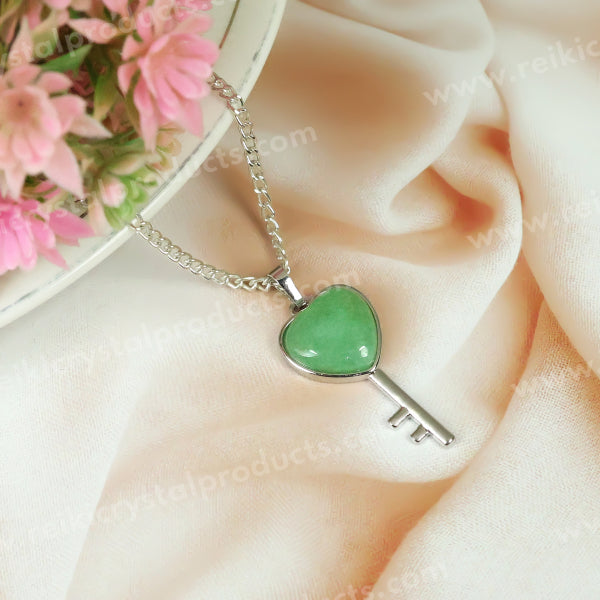 Natural Crystal Stone Heart Key Shape Pendant - Locket with Metal Chain