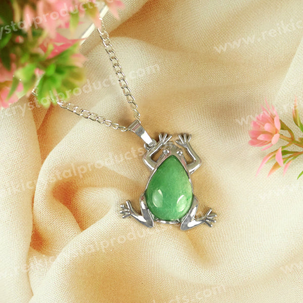 Natural Crystal Stone Frog Shape Pendant-Locket with Metal Chain