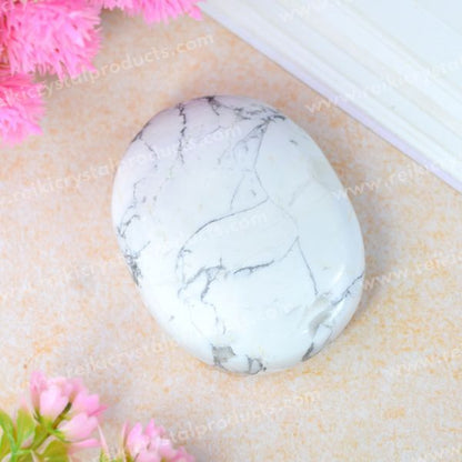 Howlite Palm Stone Big Size 5 cm