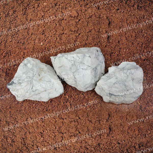 Howlite Raw Rough Stones