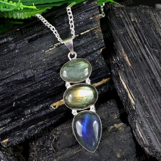 Natural Labradorite Gemstone Pendant/Locket With Metal Chain Crystal Stone Pendant