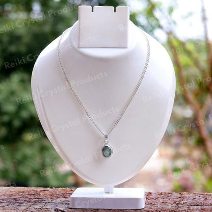 Natural AAA Labradorite Pendant with Metal Chain Natural Crystal Stone Locket for Unisex
