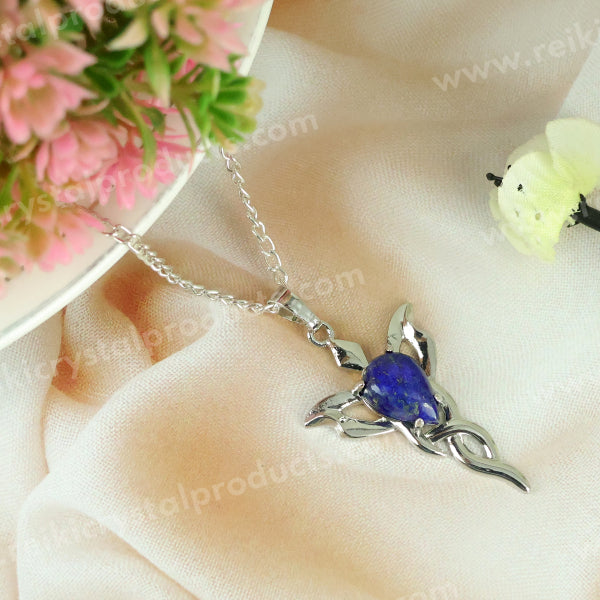 Natural Crystal Stone Butterfly Shape Pendant with Metal Chain