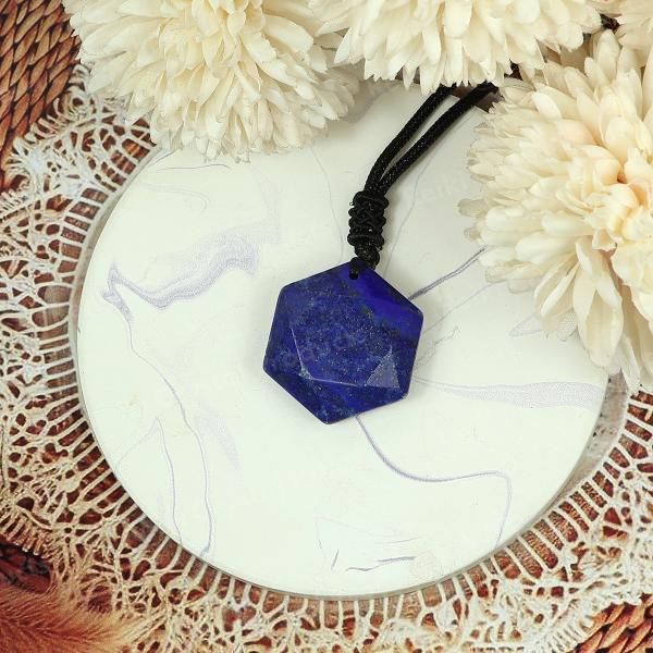 Natural Crystal Stone Star Shape Pendant with Thread for Unisex