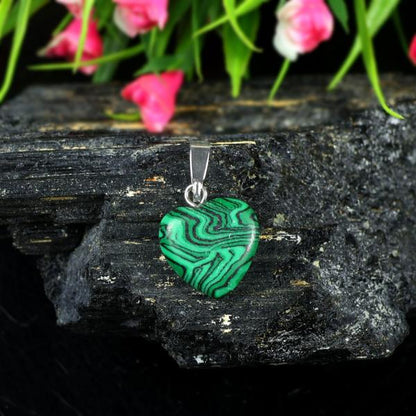 Malachite Crystal Stone Heart Shape Pendant Locket with Chain for Women