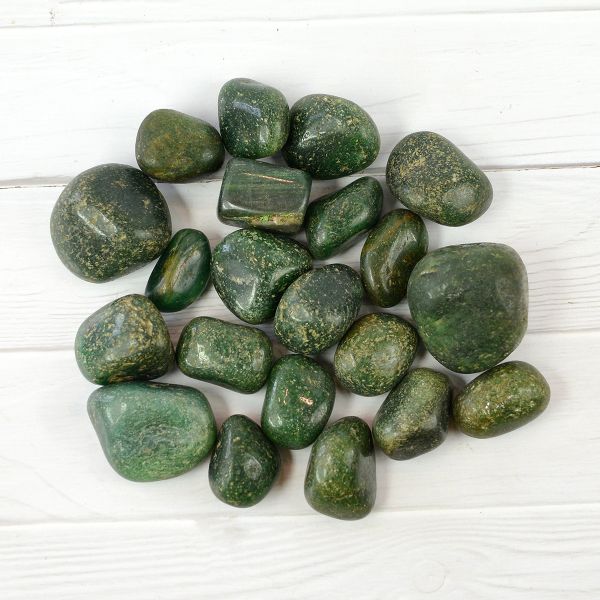Green Aventurine Mica Tumble Stone