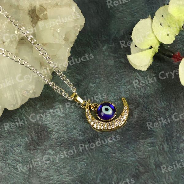 Moon Charm Evil Eye Pendant Necklace - Stylish and Protective Jewelry Size 25 mm