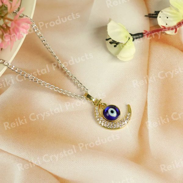 Moon Charm Evil Eye Pendant Necklace - Stylish and Protective Jewelry Size 25 mm