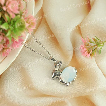 Natural Crystal Stone Rabbit Shape Pendant - Locket with Metal Chain
