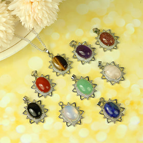 Natural Crystal Stone Oval Star Shape Pendant - Locket with Metal Chain