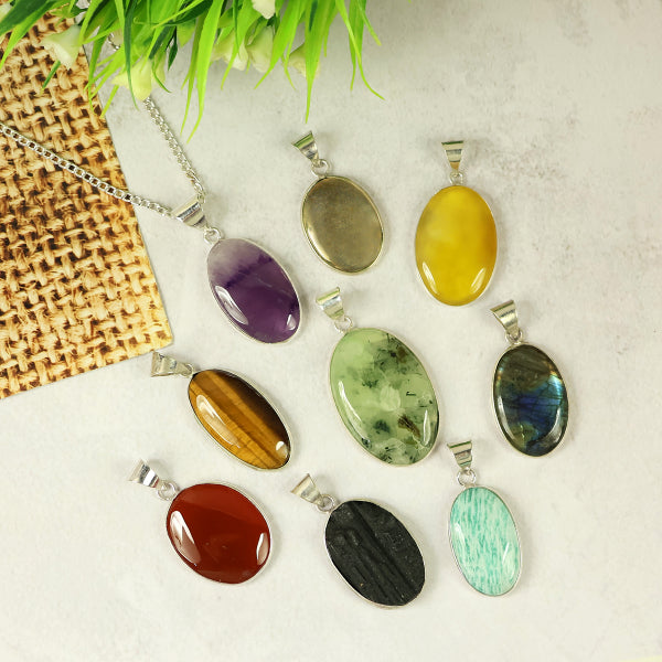 Natural AAA Quality Oval Shape Pendant - Locket with Metal Chain
