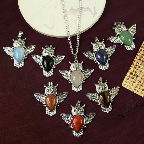 Natural Crystal Stone Owl Shape Design Pendant - Locket with Metal Chain