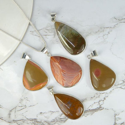 AAA Quality Polly Crome Drop Shape Pendant With Chain