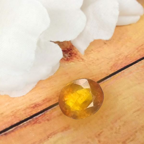Natural Pukhraj Certified Gemstone