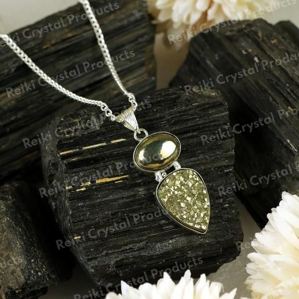 Natural Pyrite Oval shape Pendant/Locket With Metal Chain For Unisex