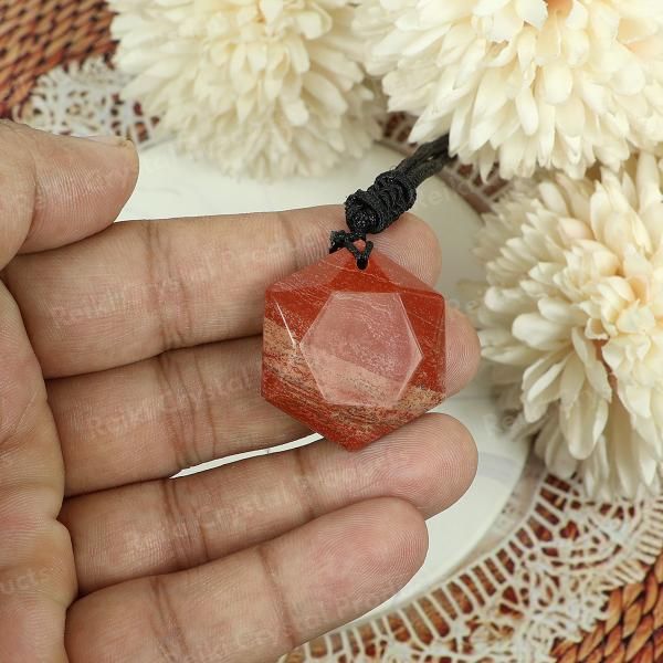Natural Crystal Stone Star Shape Pendant with Thread for Unisex