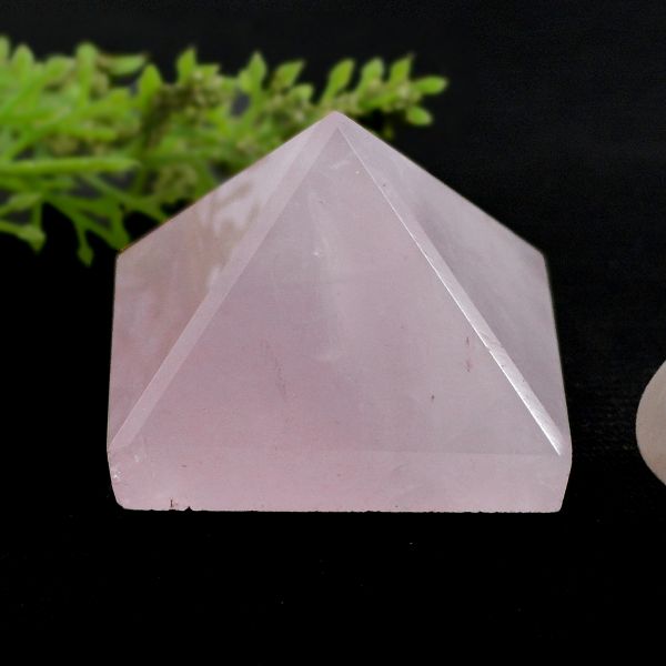 Rose Quartz Pyramid for Reiki Healing / Grid and Vastu Correction