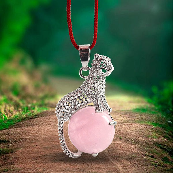 AAA Natural Crystal Stone Leopard Shape Pendant - Locket with Metal Chain