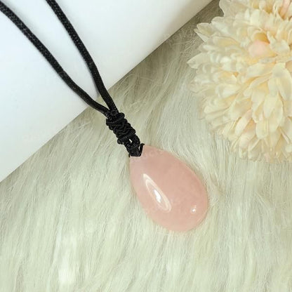 Natural Crytal Stone Drop Shape Pendant with Thrad for Unisex