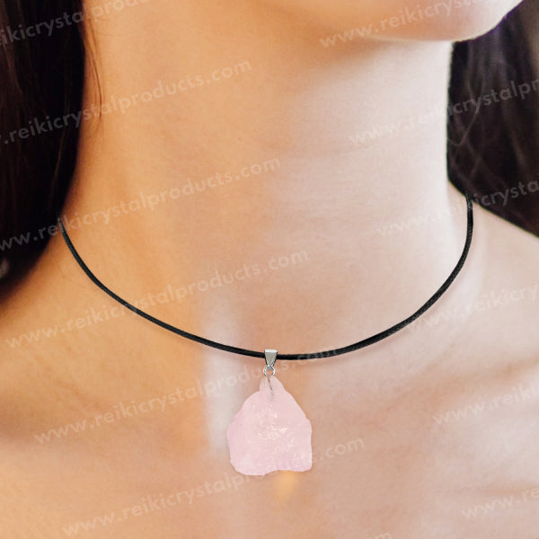 Natural Rose Quartz Rough Pendant / Locket With Thread Crystal Stone Pendant for Unisex