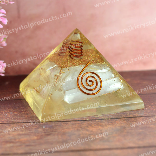 Natural Orgone / Orgonite Pyramid 60 mm