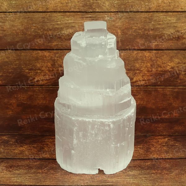 Selenite Natural Shape Lamp With White Bulb-15cm