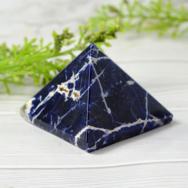 Sodalite Pyramid for Reiki Healing / Grid and Vastu Correction